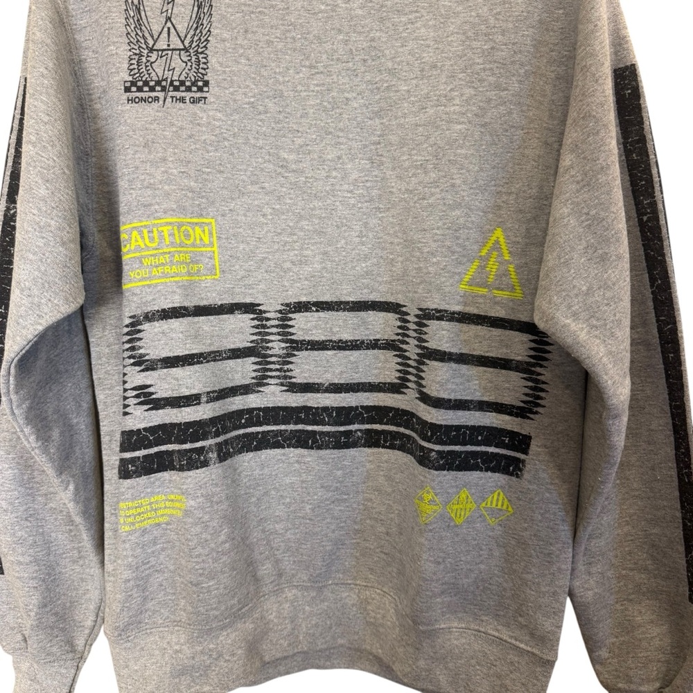 Honor the Gift Men's Gray and Black 1988 Graphic Crewneck Sweatshirt Sz S - Picture 2 of 8